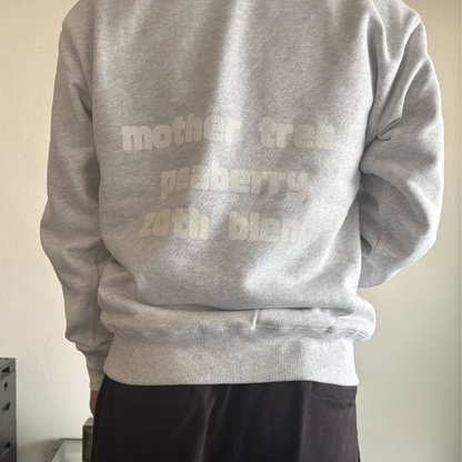 ボリュームパーカー　グレー　2025年型 fcfb750d31b1680cdc0888ba000d24