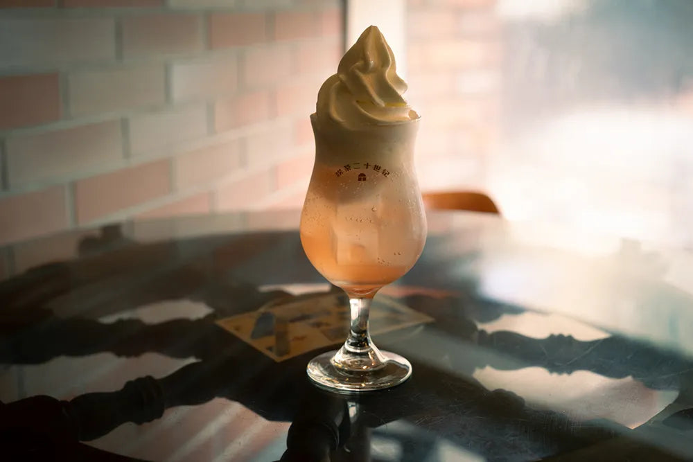 イチゴクリームソーダ